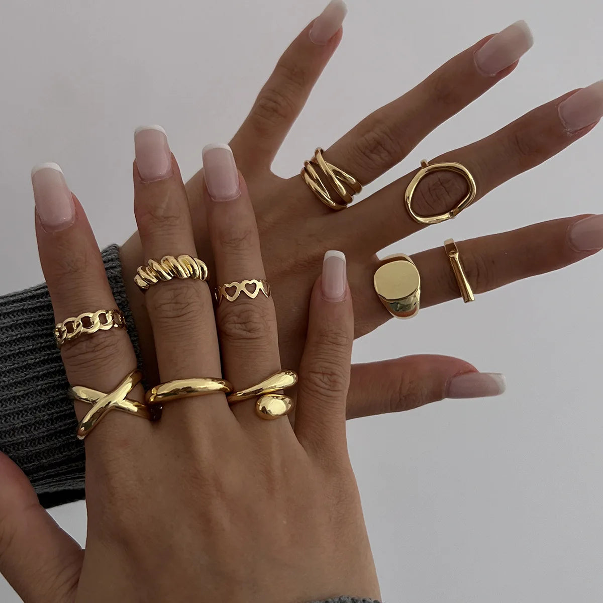 Conjunto com 10 Anéis Femininos Geométricos — Dourado e Prateado, Aço Inoxidável, Estilo Minimalista e Fashion